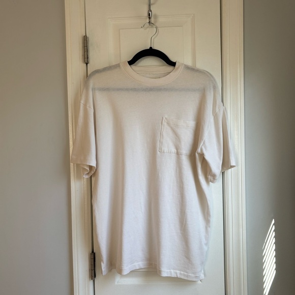 Madewell Garment-Dyed Oversized Pocket Tee - Picture 2 of 5